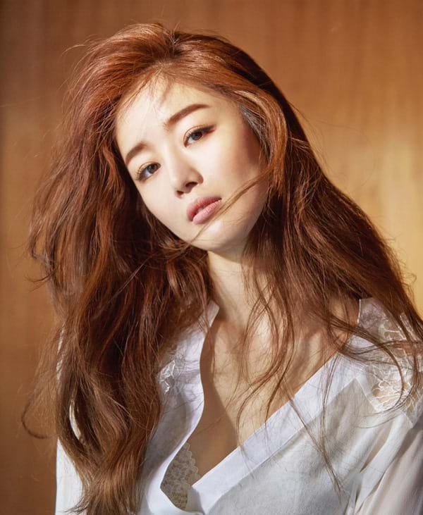 Hãy luôn bỏ túi một chai xịt khoáng vào mùa hè